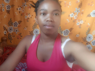 Alter: 18 / Steinbock - Alter: 170 / normal - Geschlecht: weiblich - Ausrichtung: bisexuell - Haare: schwarz / lang - Piercing: keins - bewebmaster-Alter: A - Hautfarbe: schwarz - Augen: braun - Rasur: vollrasiert